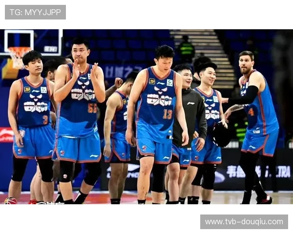 四川男篮年轻球员成长,未来值得期待 四川男篮年轻球员成长,未来值得期待